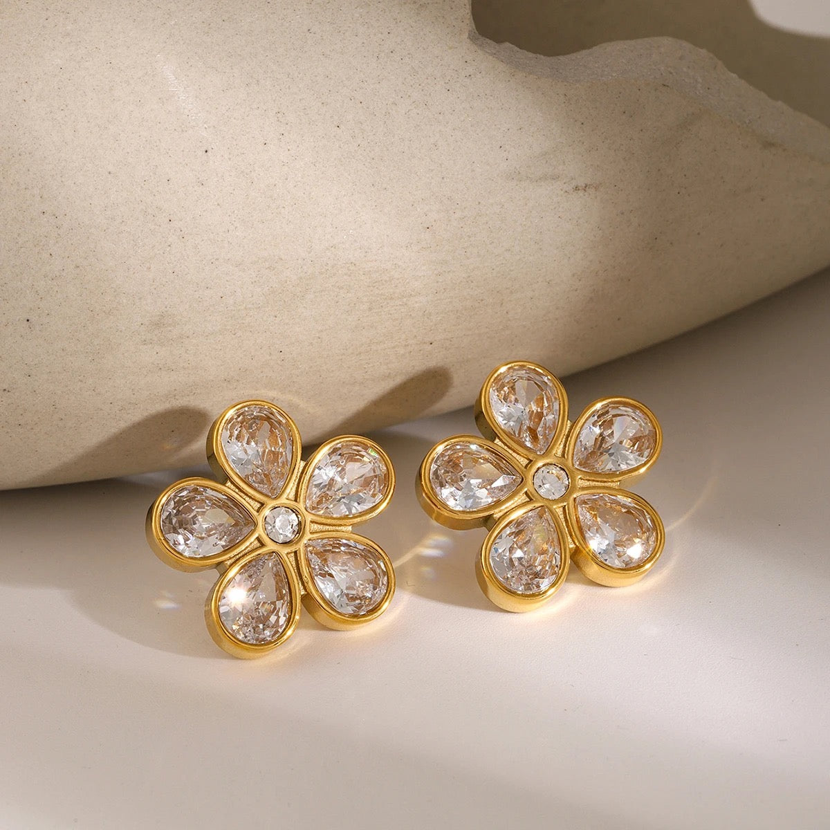 Floral Diamond Treasure Earring