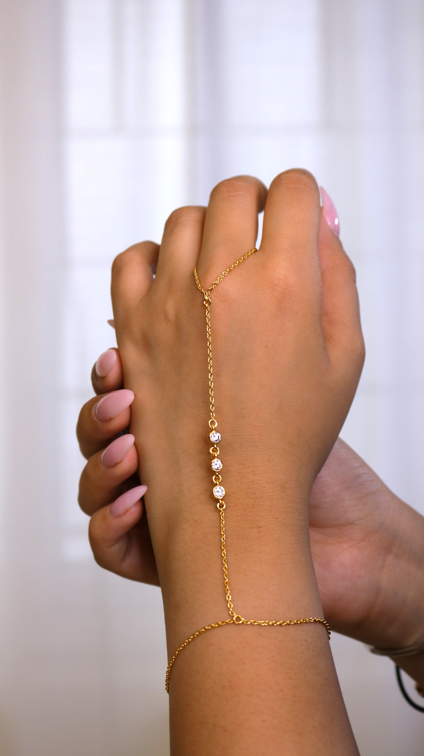Naaz Handchain
